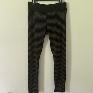 Jockey‎ Women’s Black White Pin Stripe Leggings Size Large
